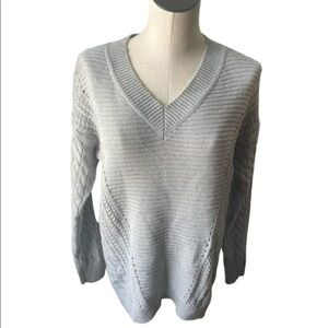 Caslon women’s sweater gray Cable knit long sleeve Vneck top nwt Sz XS